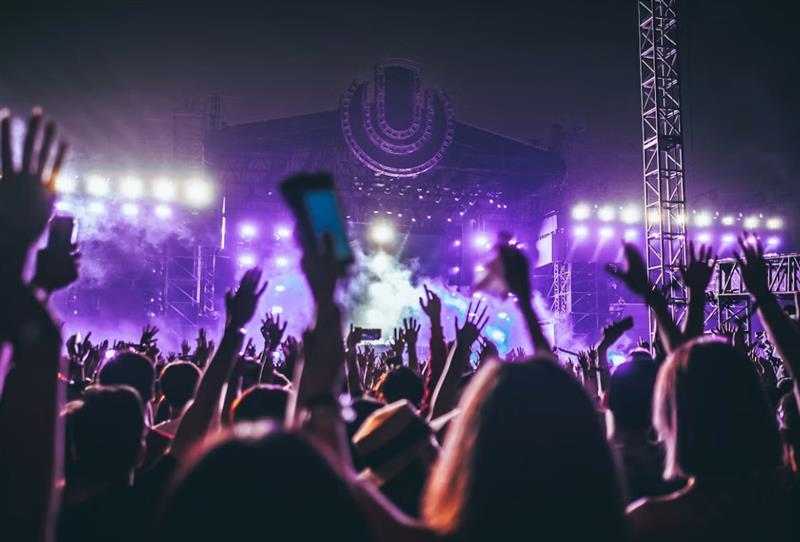 Music Festivals: Why Live Music Events Create Powerful Experiences