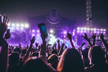 Music Festivals: Why Live Music Events Create Powerful Experiences