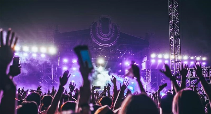 Music Festivals: Why Live Music Events Create Powerful Experiences