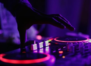 Electronic Music: How Technology Became an Instrument