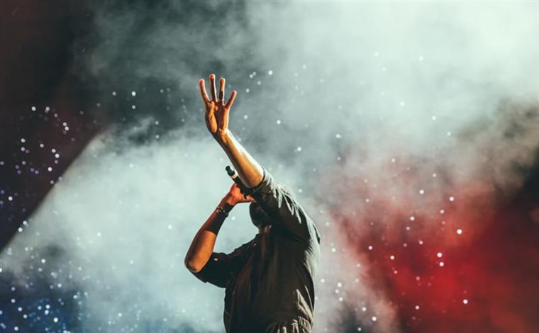 Live Music: Why Concerts Feel Different From Recordings