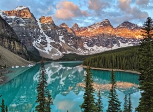 Banff National Park, Canada: Mountains, Lakes and Wilderness