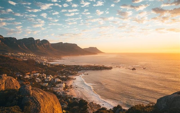 Cape Town, South Africa: Where Mountains Meet the Ocean