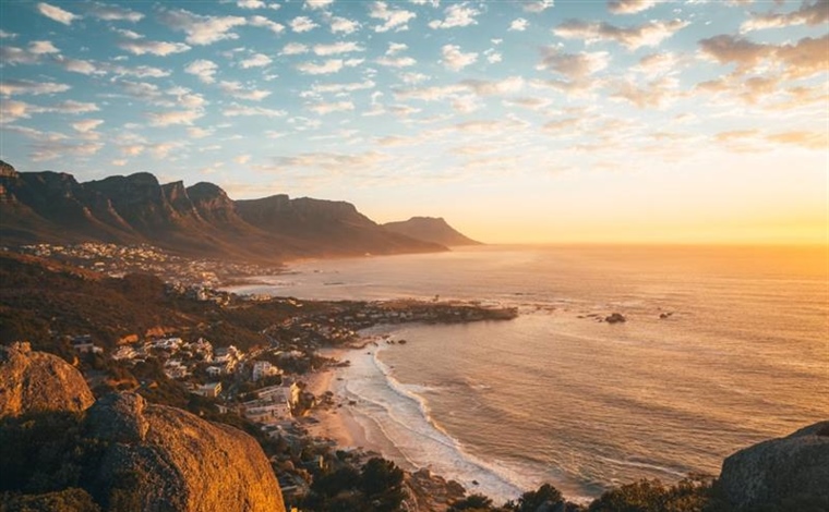 Cape Town, South Africa: Where Mountains Meet the Ocean