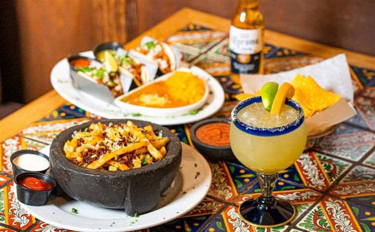 Mexican Food: Bold Flavors, Ancient Ingredients, and Regional Tradition