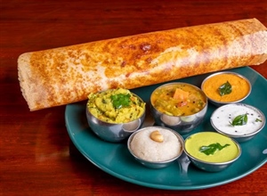 Indian Food: A World of Spices, Regions, and Culinary Traditions