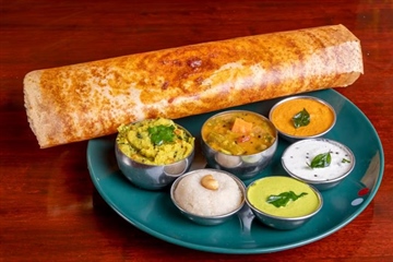Indian Food: A World of Spices, Regions, and Culinary Traditions