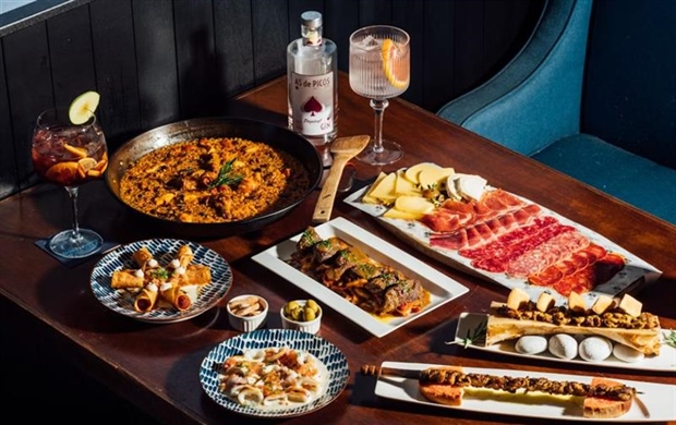 Spanish Food: Tapas, Seafood, and Regional Culinary Identity