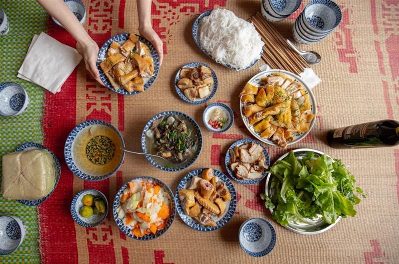 Vietnamese Food: Fresh Herbs, Fragrant Broths, and Street-Side Dining