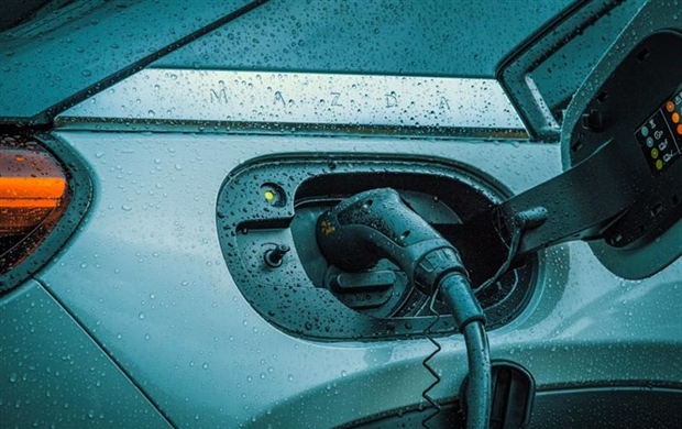 Why Electric Cars Feel So Fast