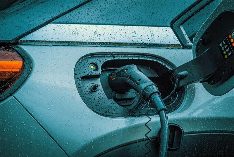 Why Electric Cars Feel So Fast