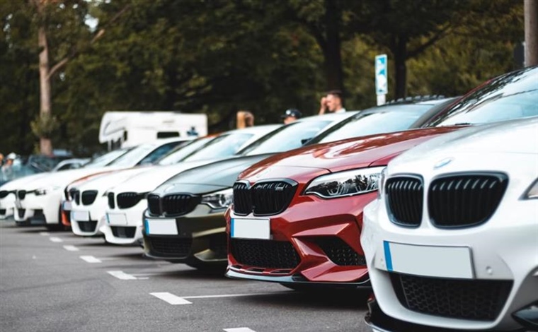 Gasoline Cars: Why They Are Still Popular