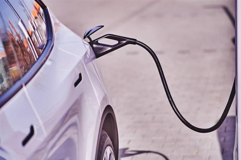 Electric Cars and Road Trips: Are They Practical?