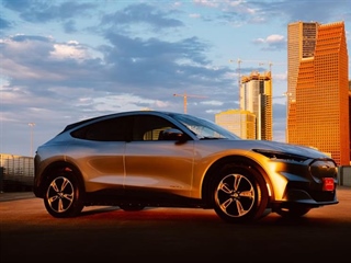 The Future of Cars: Will Electric Vehicles Replace Gasoline Cars?