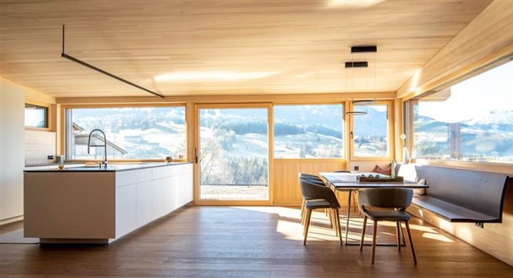 How Lighting Can Transform a Home Interior
