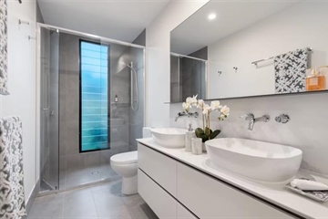 Bathroom Interior Design: Creating a Practical and Relaxing Space