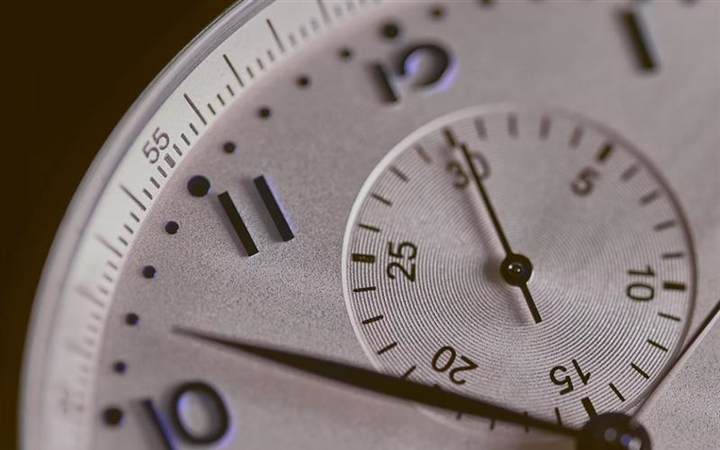 Chronograph Watches: Understanding the Stopwatch on Your Wrist