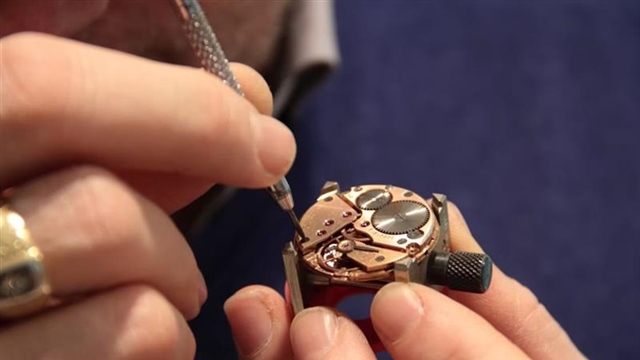How to Care for a Watch and Keep It Running for Years