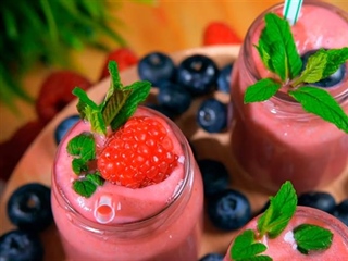 Smoothies: A Creative Way to Drink Fruit and Vegetables