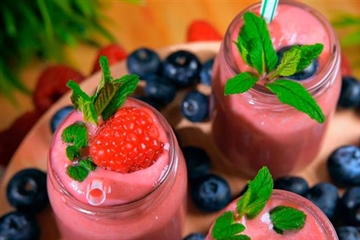 Smoothies: A Creative Way to Drink Fruit and Vegetables