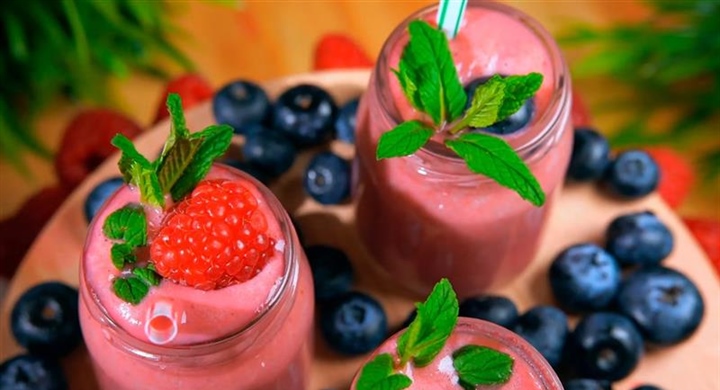 Smoothies: A Creative Way to Drink Fruit and Vegetables