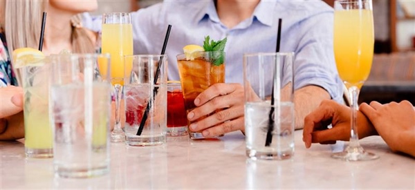 Soft Drinks: How Carbonated Beverages Became Global Favorites