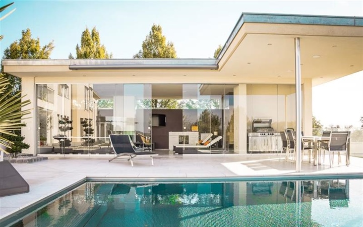 Luxury Real Estate: What Makes a Property Truly High-End?
