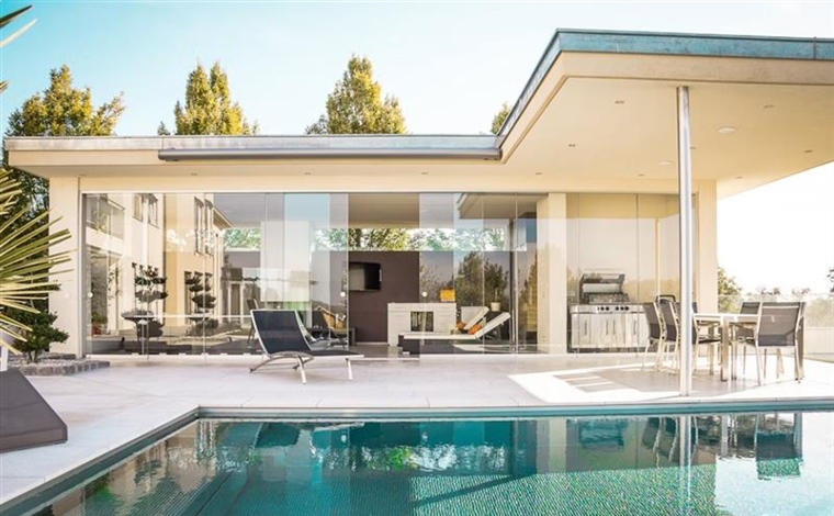 Luxury Real Estate: What Makes a Property Truly High-End?